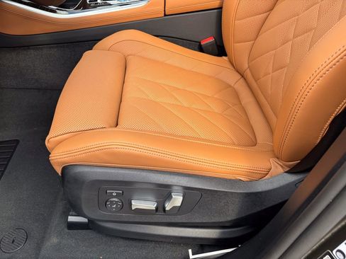 New 2026 BMW X5 xDrive40i AWD/4WD image 16