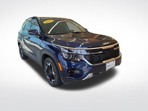 Certified 2024 Kia Seltos EX FWD image 10