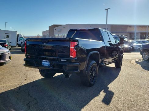 Used 2025 Chevrolet Silverado 2500 High Country w/ Midnight Edition image 8