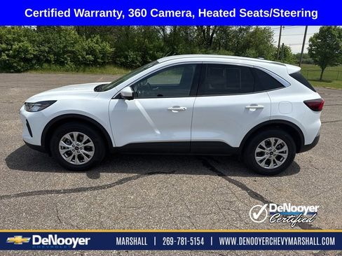 Used 2023 Ford Escape Active w/ Tech Pack #2 AWD/4WD image 2