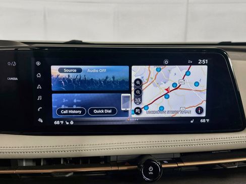 Used 2023 Nissan Ariya FWD image 21