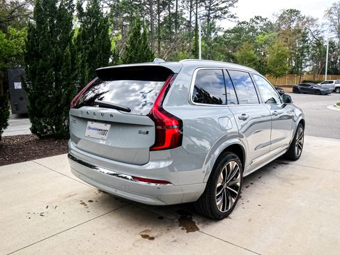 Used 2025 Volvo XC90 B6 Plus AWD/4WD image 10