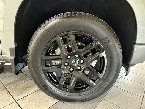 Certified 2024 Chevrolet Silverado 1500 Custom AWD/4WD image 14