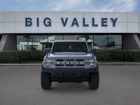 New 2025 Ford Bronco Big Bend w/ Black Diamond Package image 5