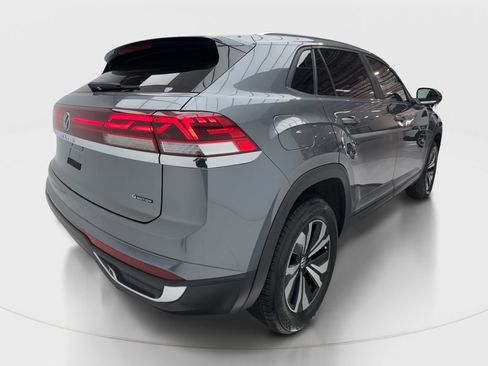Used 2024 Volkswagen Atlas Cross Sport SE AWD/4WD image 7
