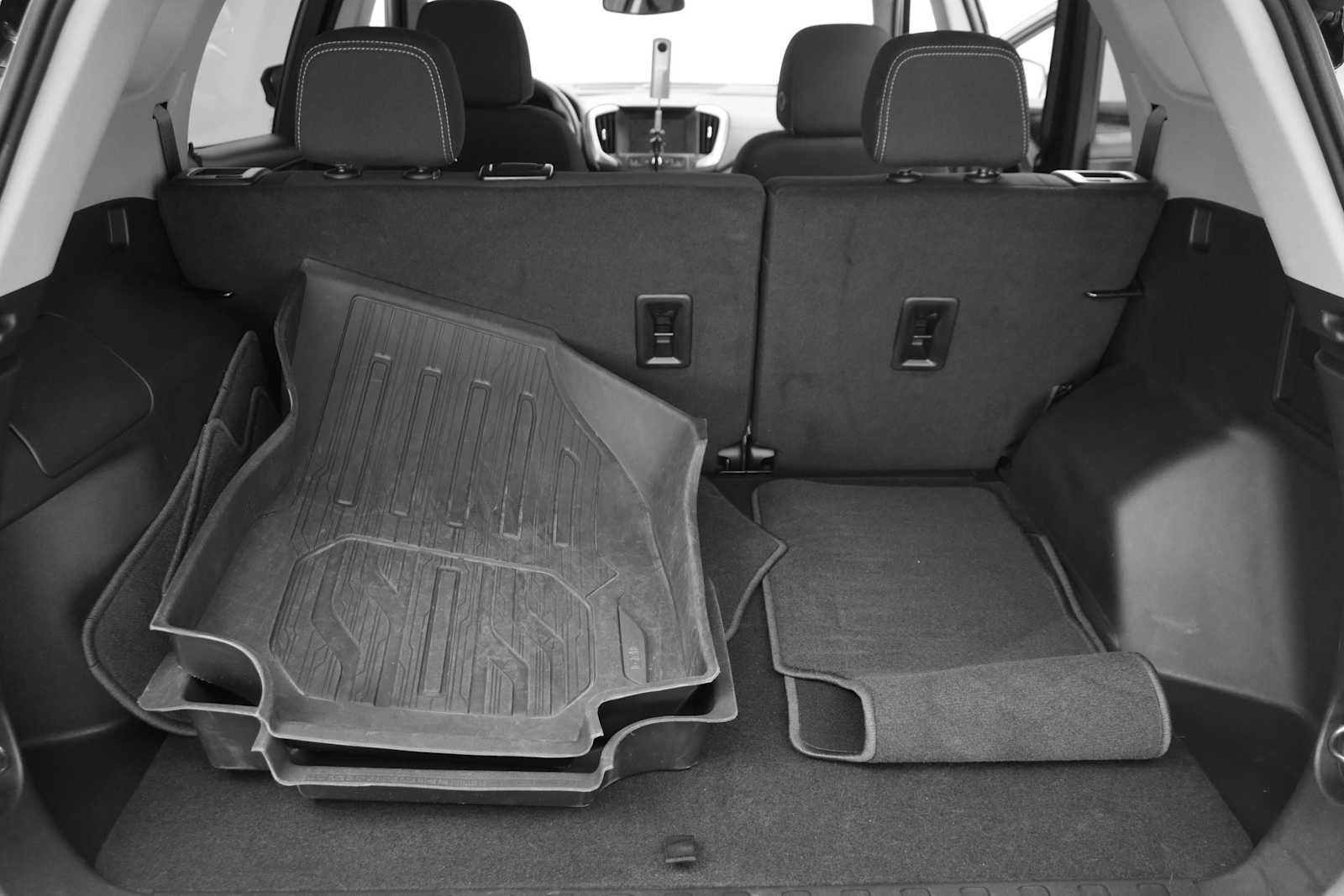 Used 2024 GMC Terrain SLE w/ Driver Convenience Package AWD/4WD image 11