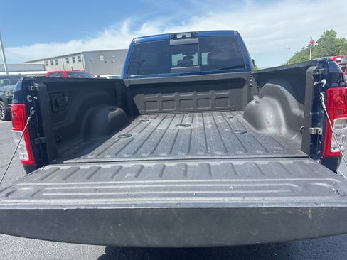 Used 2024 RAM 2500 Tradesman w/ Chrome Appearance Group image 13