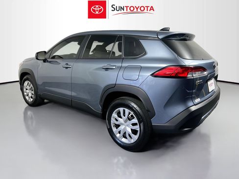 Used 2024 Toyota Corolla Cross L image 6