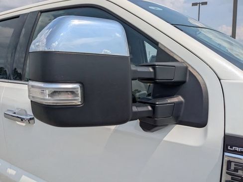 Used 2024 Ford F350 Lariat w/ Lariat Ultimate Package AWD/4WD image 12