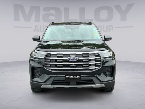 Used 2026 Ford Explorer Active AWD/4WD image 8