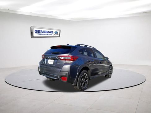 Used 2022 Subaru Crosstrek 2.0i Premium w/ Moonroof Package image 7