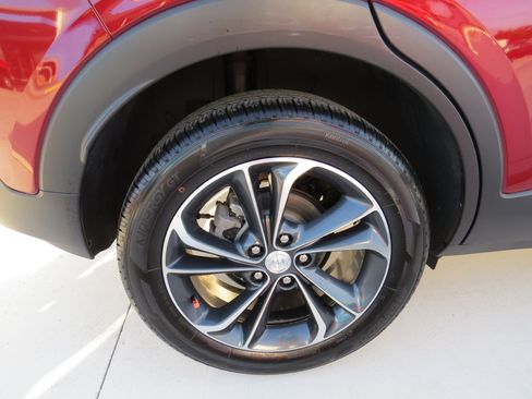 Used 2023 Buick Encore GX Select FWD image 9