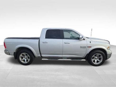 Used 2017 RAM 1500 Laramie w/ Convenience Group image 4