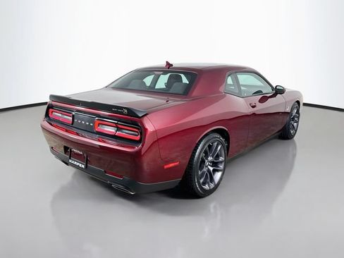 Used 2022 Dodge Challenger R/T Scat Pack RWD image 7