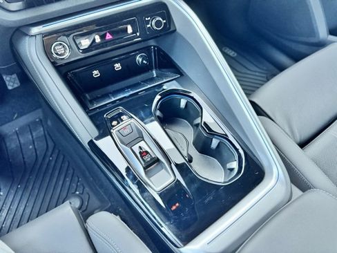 Used 2025 Audi Q5 2.0T Premium Plus image 15