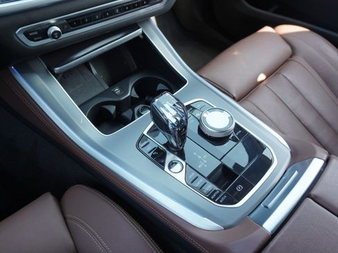 Used 2022 BMW X5 sDrive40i w/ M Sport Package RWD image 20