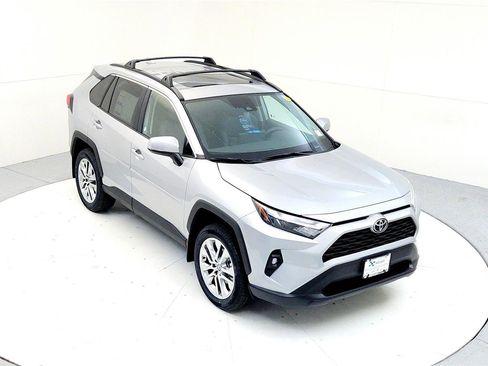 New 2025 Toyota RAV4 XLE Premium image 9