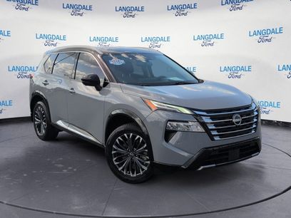 Used 2025 Nissan Rogue Platinum w/ Tech Package