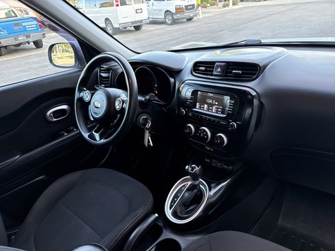 Used 2018 Kia Soul image 21