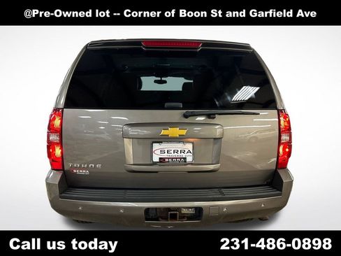 Used 2013 Chevrolet Tahoe LT w/ Luxury Package AWD/4WD image 4