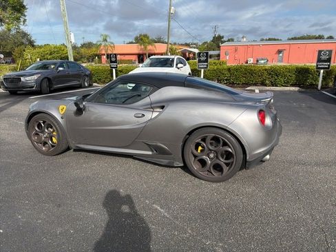Used 2015 Alfa Romeo 4C Base w/ Leather Interior Group image 13