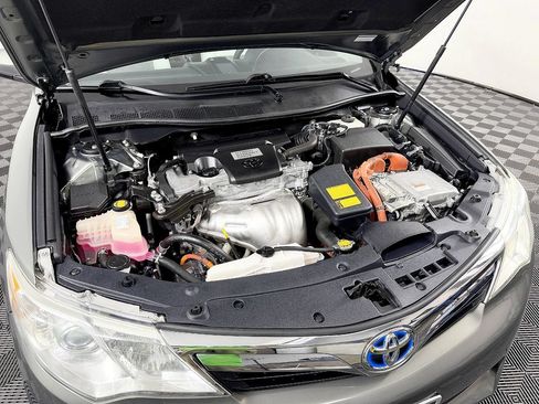 Used 2012 Toyota Camry XLE w/ Leather Pkg FWD image 22