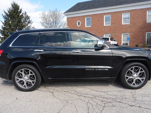 Used 2020 Jeep Grand Cherokee Overland image 25