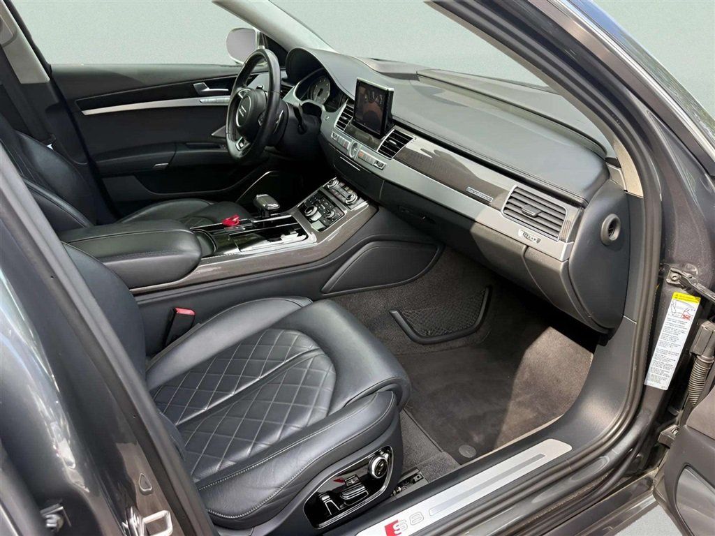 Used 2015 Audi S8 w/ S8 Driver Assistance Package AWD/4WD image 12