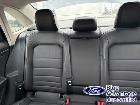 Used 2024 Volkswagen Jetta SE image 30