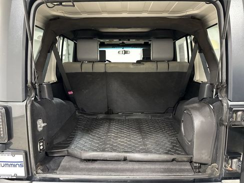 Used 2010 Jeep Wrangler Unlimited Sahara w/ Dual Top Group image 21