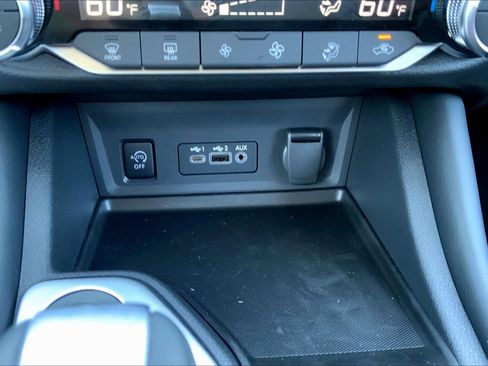 New 2025 Nissan Sentra SR w/ SR Premium Package image 20