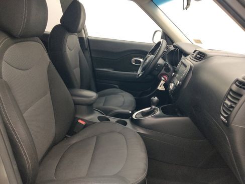 Used 2019 Kia Soul + FWD image 21