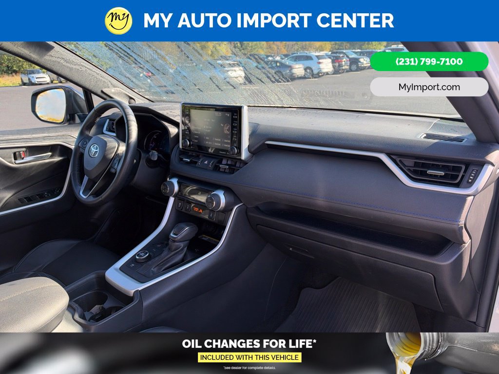 Used 2021 Toyota RAV4 XSE AWD/4WD image 30