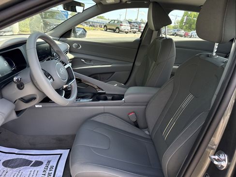 New 2026 Hyundai Elantra SEL Sport Premium FWD image 10