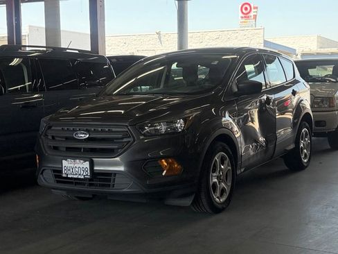 Certified 2019 Ford Escape S FWD image 3