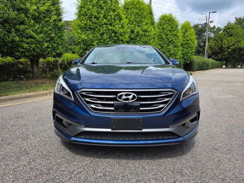 Used 2017 Hyundai Sonata Limited w/ Ultimate Package 04 FWD image 8