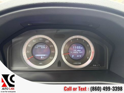 Used 2010 Volvo XC70 3.2 image 21