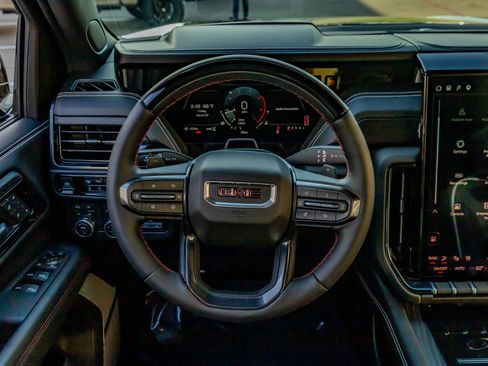 Used 2026 GMC Yukon AT4 Ultimate image 19