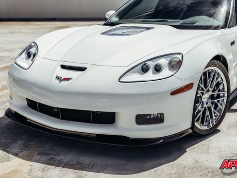 Used 2011 Chevrolet Corvette ZR1 w/ Preferred Equipment Group RWD image 23
