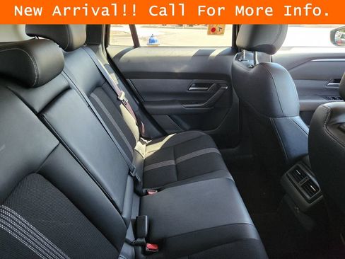 Used 2025 MAZDA CX-50 AWD 2.5 S w/ Preferred Package image 10