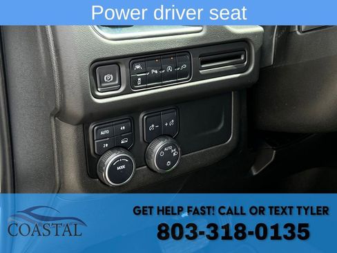 Used 2022 Chevrolet Suburban LT AWD/4WD image 9