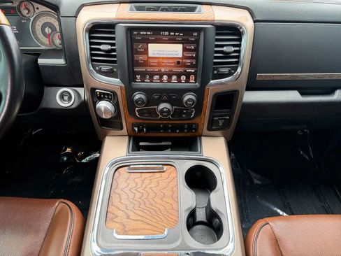 Used 2017 RAM 1500 Laramie Longhorn RWD image 20