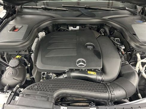 Used 2021 Mercedes-Benz GLC 300 4MATIC w/ Multimedia Package image 31