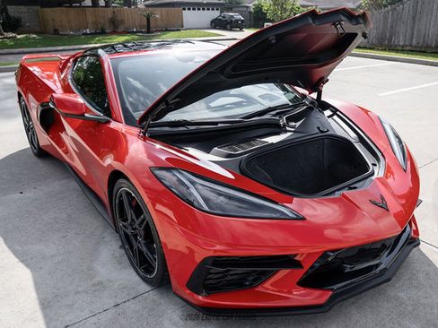 Used 2024 Chevrolet Corvette Stingray Premium Cpe w/ Z51 Performance Package RWD image 18