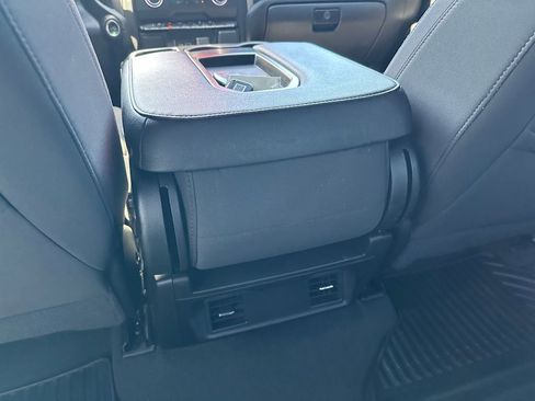 Used 2022 Chevrolet Silverado 1500 Custom image 23