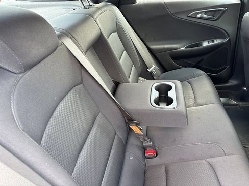 Used 2025 Chevrolet Malibu LT FWD image 28