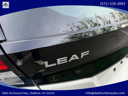 Used 2022 Nissan Leaf SV FWD image 8