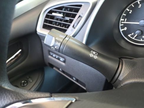 Used 2022 Nissan Murano S AWD/4WD image 53