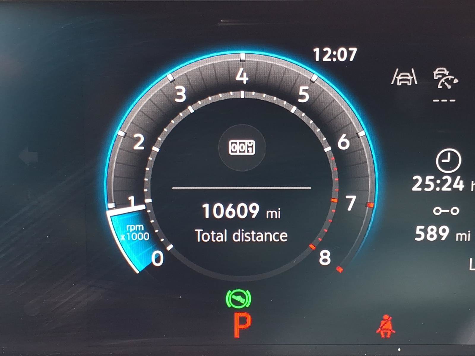 Certified 2025 Volkswagen Tiguan S FWD image 26