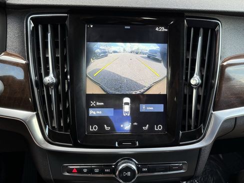 Used 2017 Volvo S90 T5 Momentum w/ Protection Package image 34